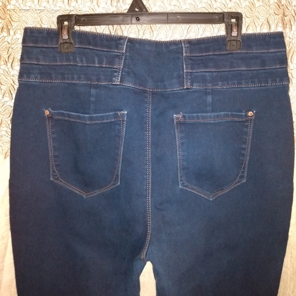 Curve Appeal Tummy Control High Waist Jeans Women's Size 16 - Picture 4 of 6